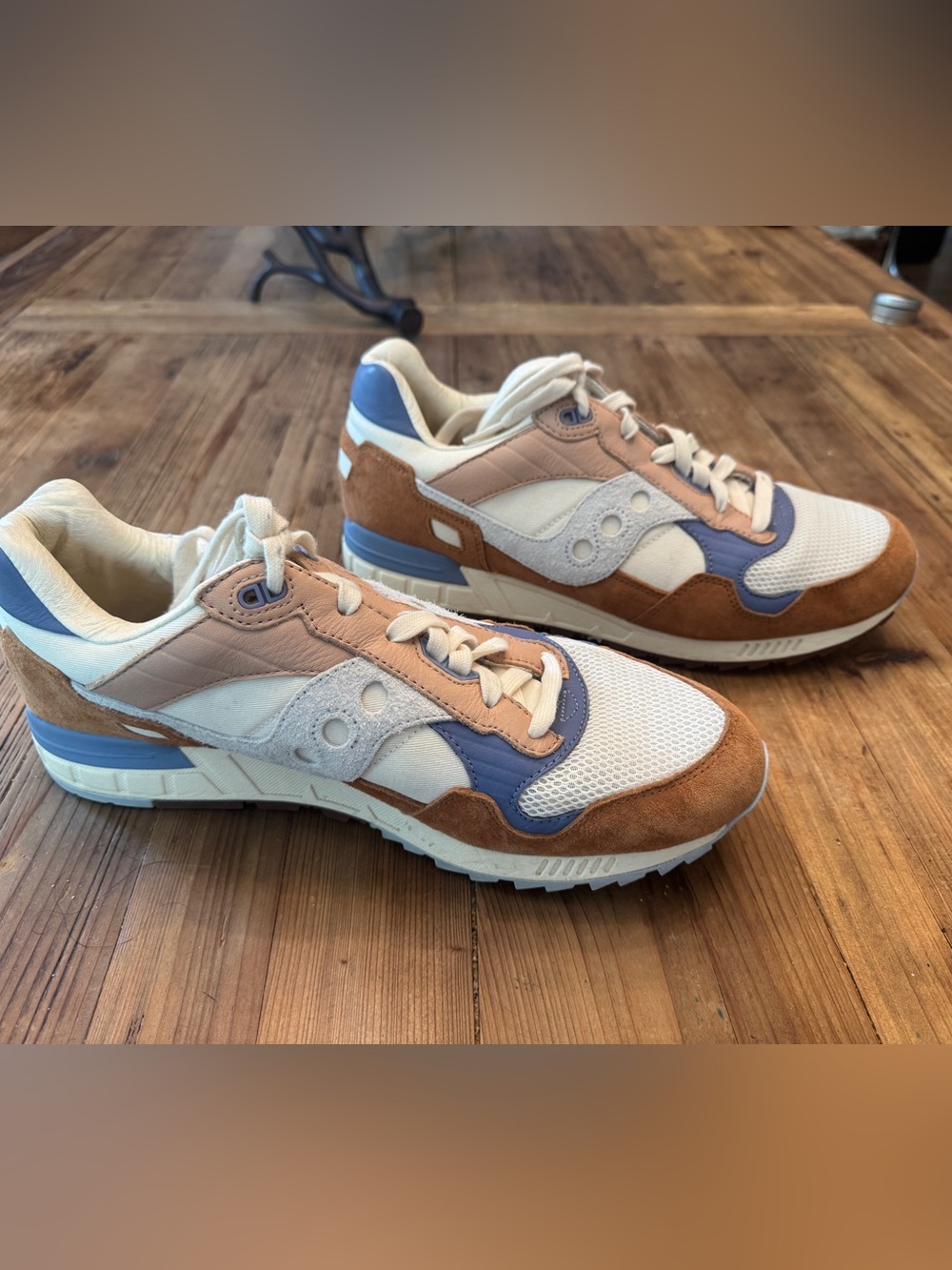 Saucony Shadow 5000 Men's Retro Runner Sneakers